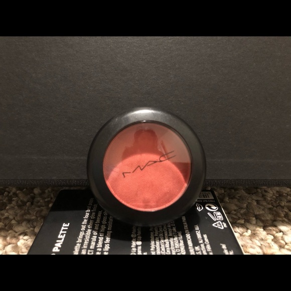 Mac blush